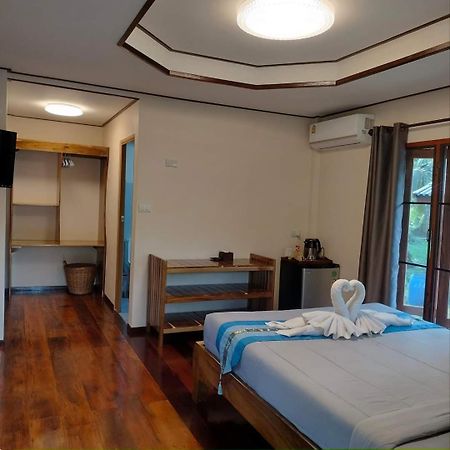 Walk In Homestay Ko Kut 外观 照片